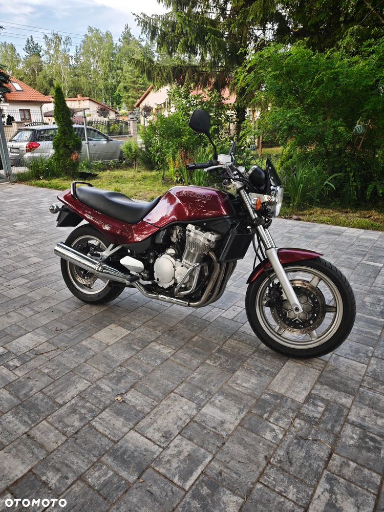 Suzuki GSX - 1