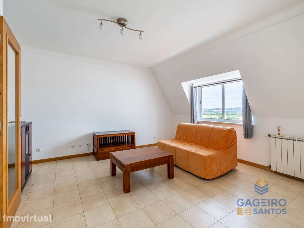 Apartamento T2, centro de Alfeizerão - Grande imagem: 3/22