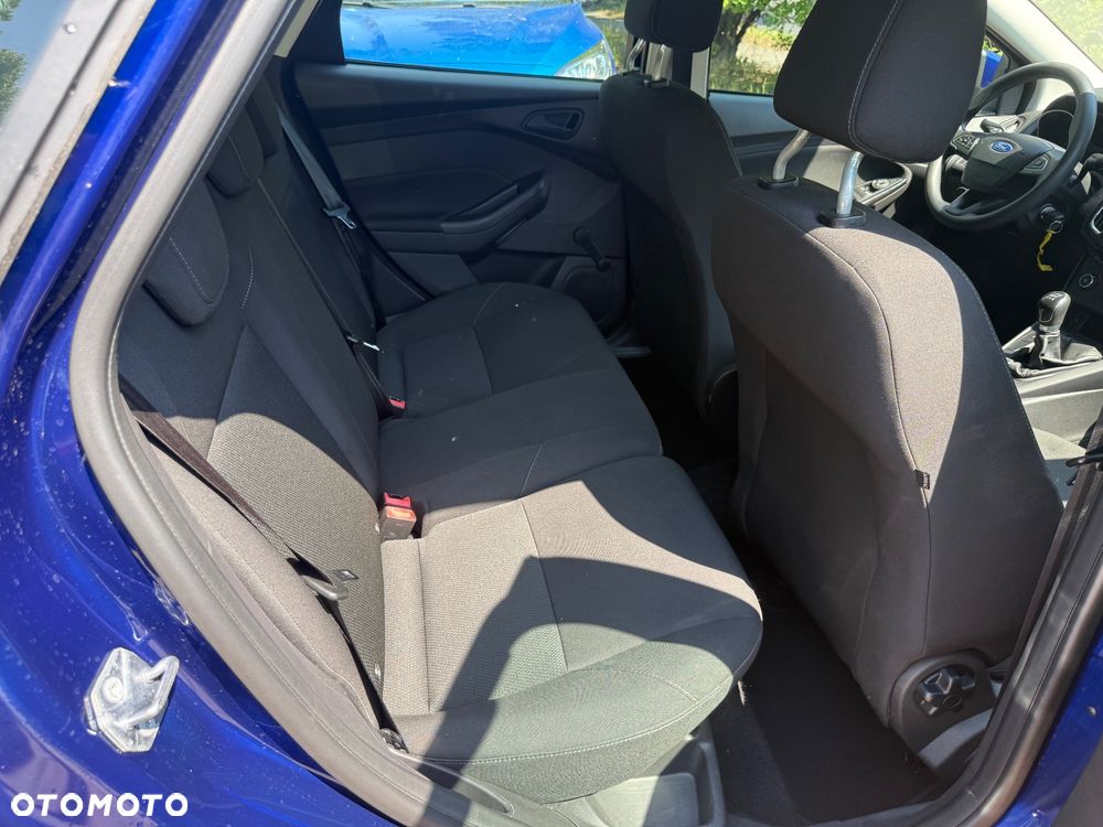 Ford Focus - 17