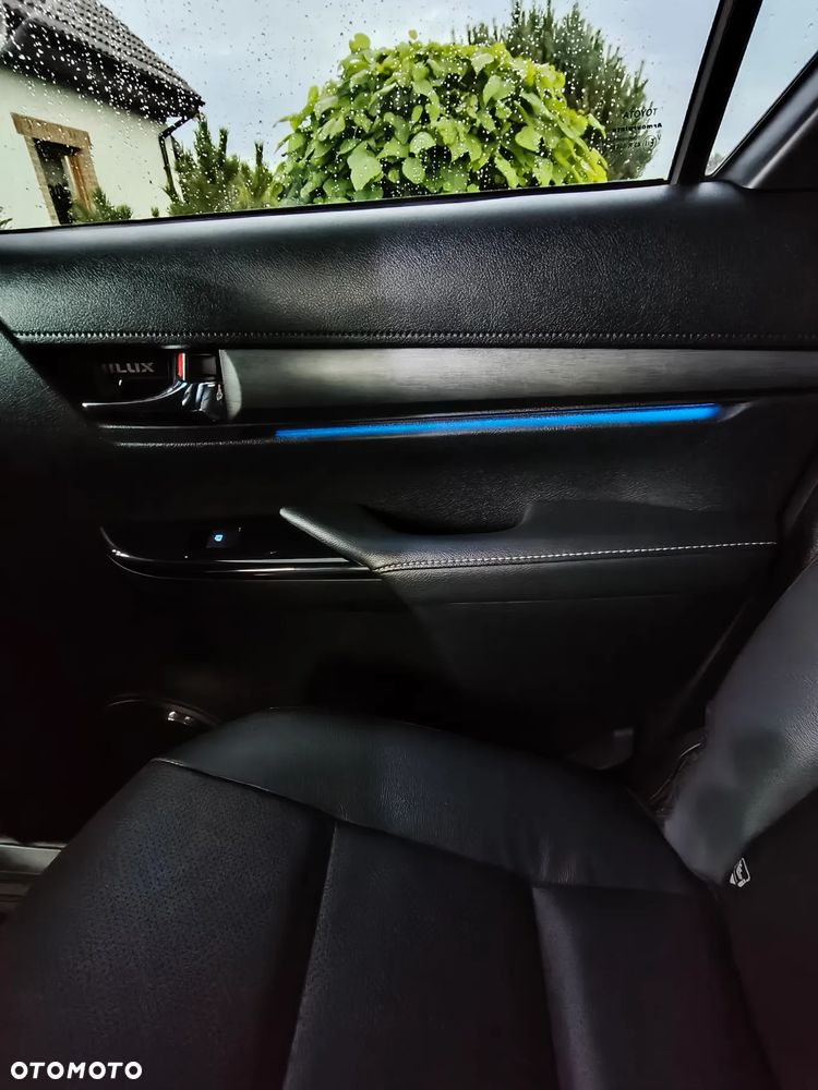 Toyota Hilux 2.8 D-4D Double Cab Invincible 4x4 - 14