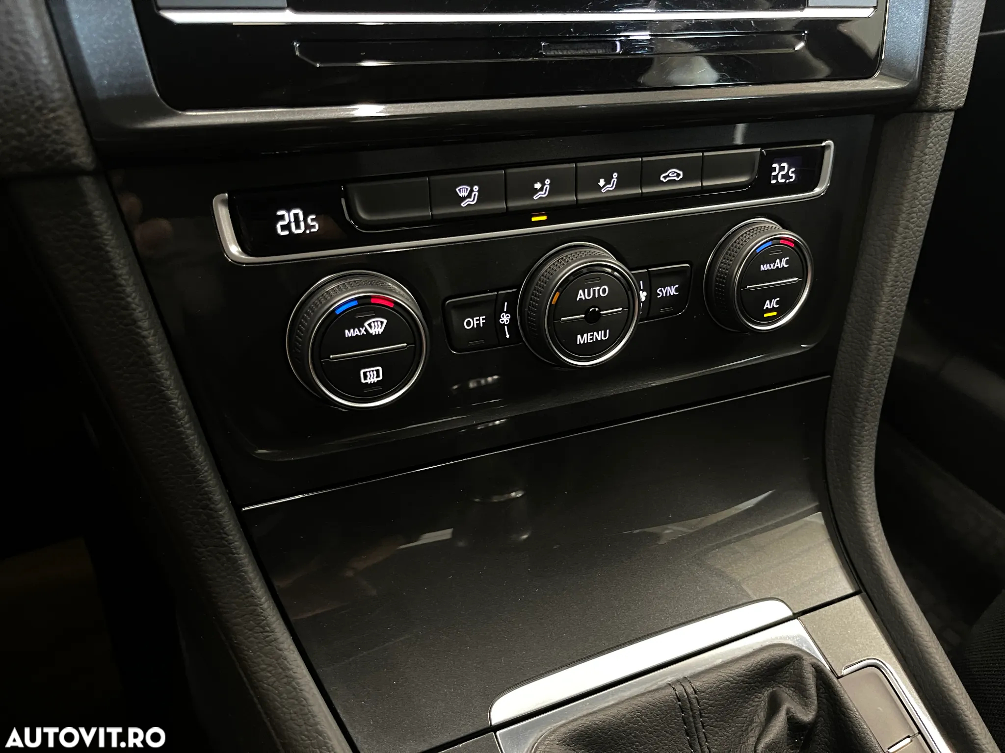 Volkswagen Golf 1.6 TDI Comfortline - 18