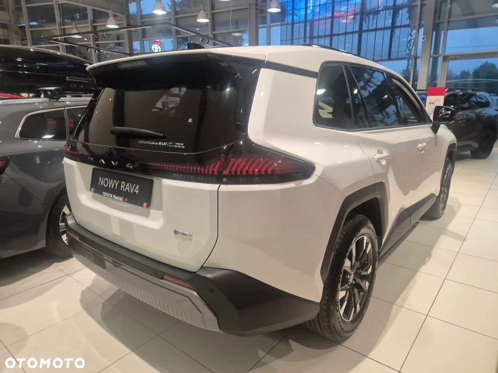Toyota RAV4 - 3