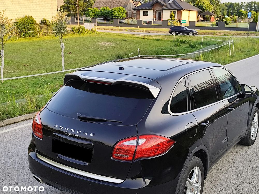 Porsche Cayenne Platinum Edition - 17