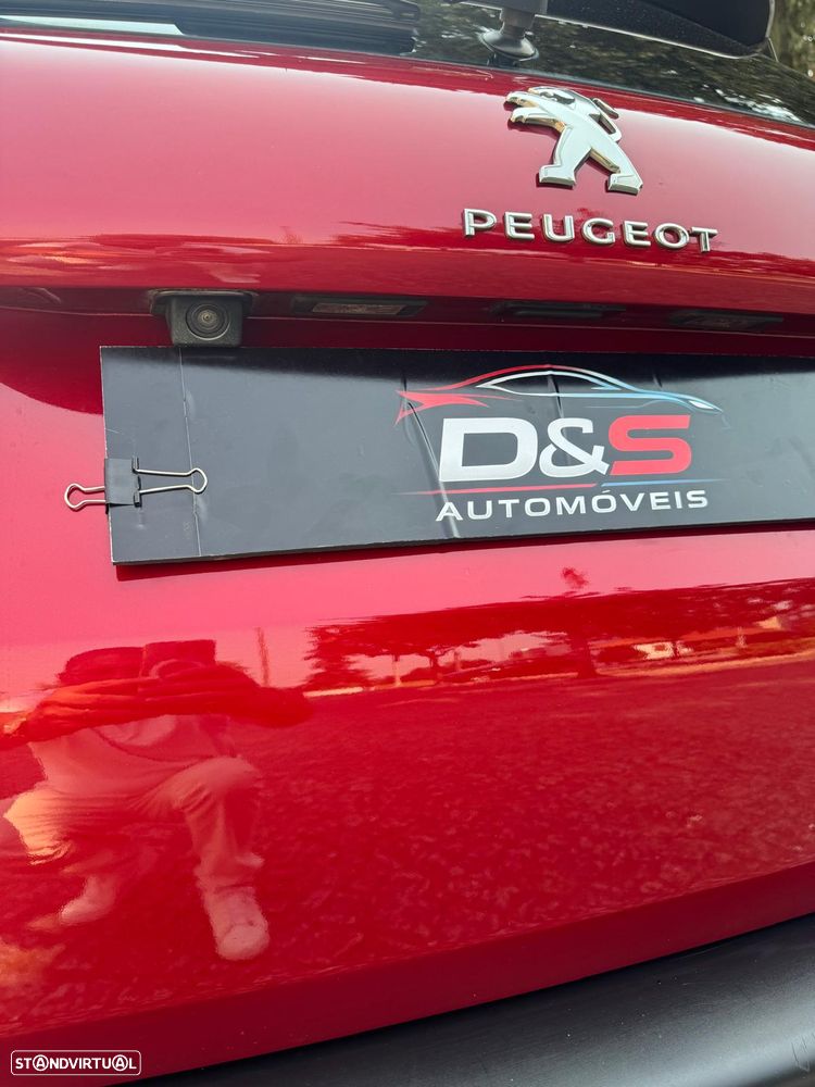 Peugeot 2008 PureTech 110 Stop&Start EAT6 Allure - 8