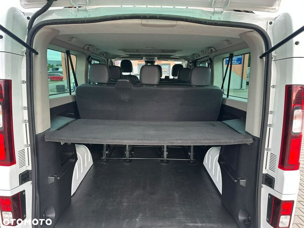 Renault Trafic - 17