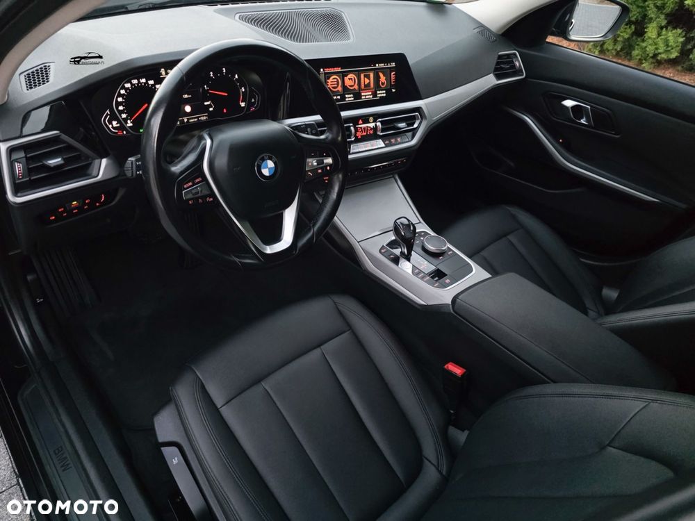 BMW Seria 3 - 35