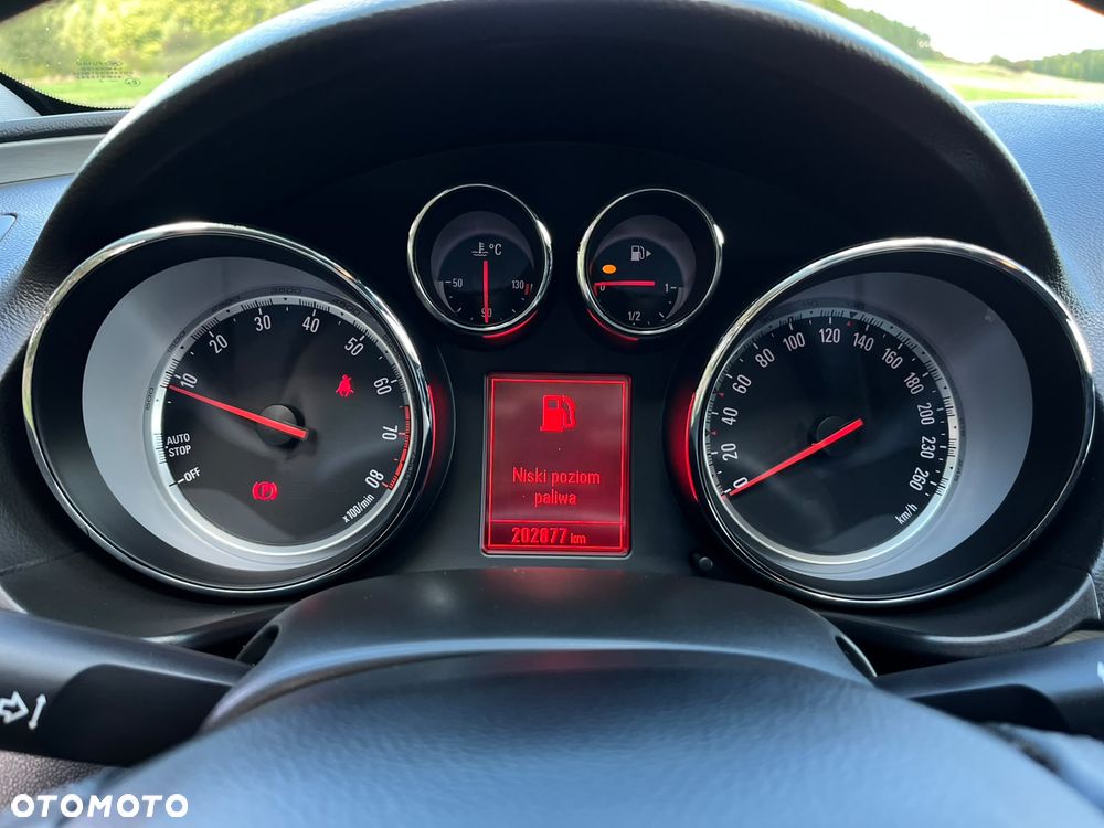 Opel Insignia 1.4 T Edition S&S - 25