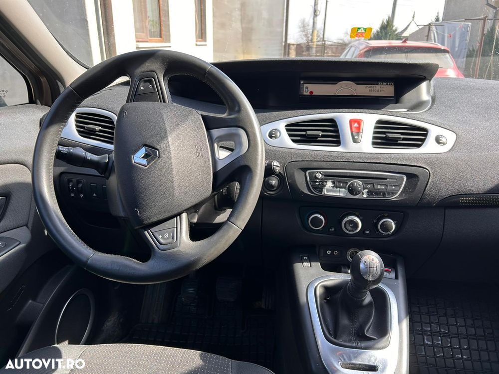 Renault Grand Scenic Energy dCi 110 Start & Stop Dynamique - 8