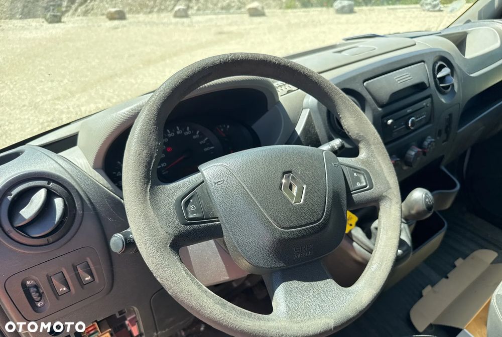 Renault MASTER Grand Comfort F35. - 9