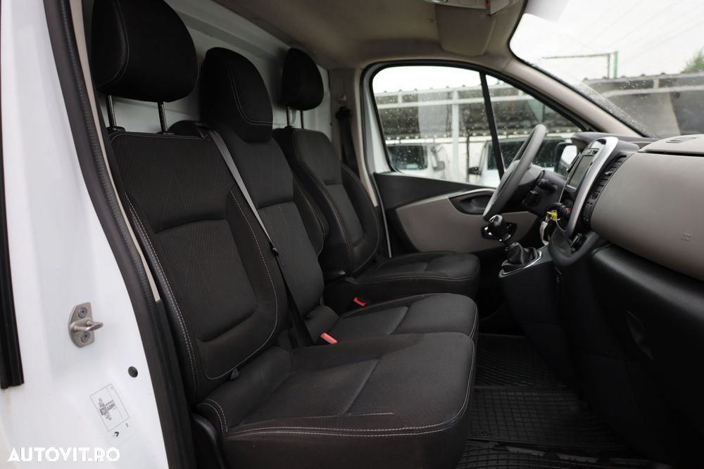 Renault Trafic - 11