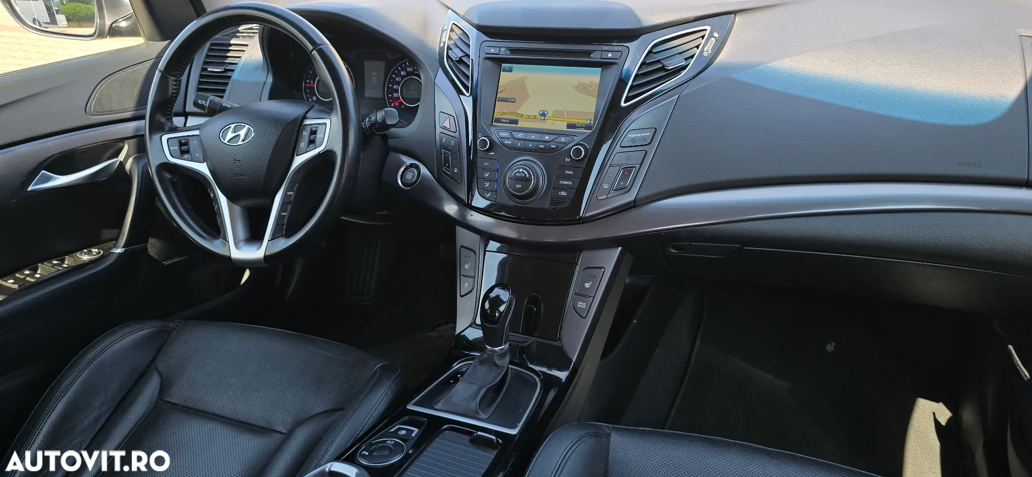 Hyundai i40 Kombi 1.7 CRDi DCT Premium - 14