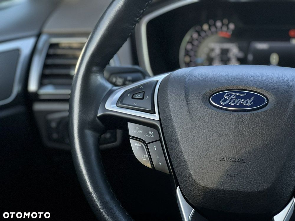 Ford Mondeo 2.0 EcoBlue Titanium - 31