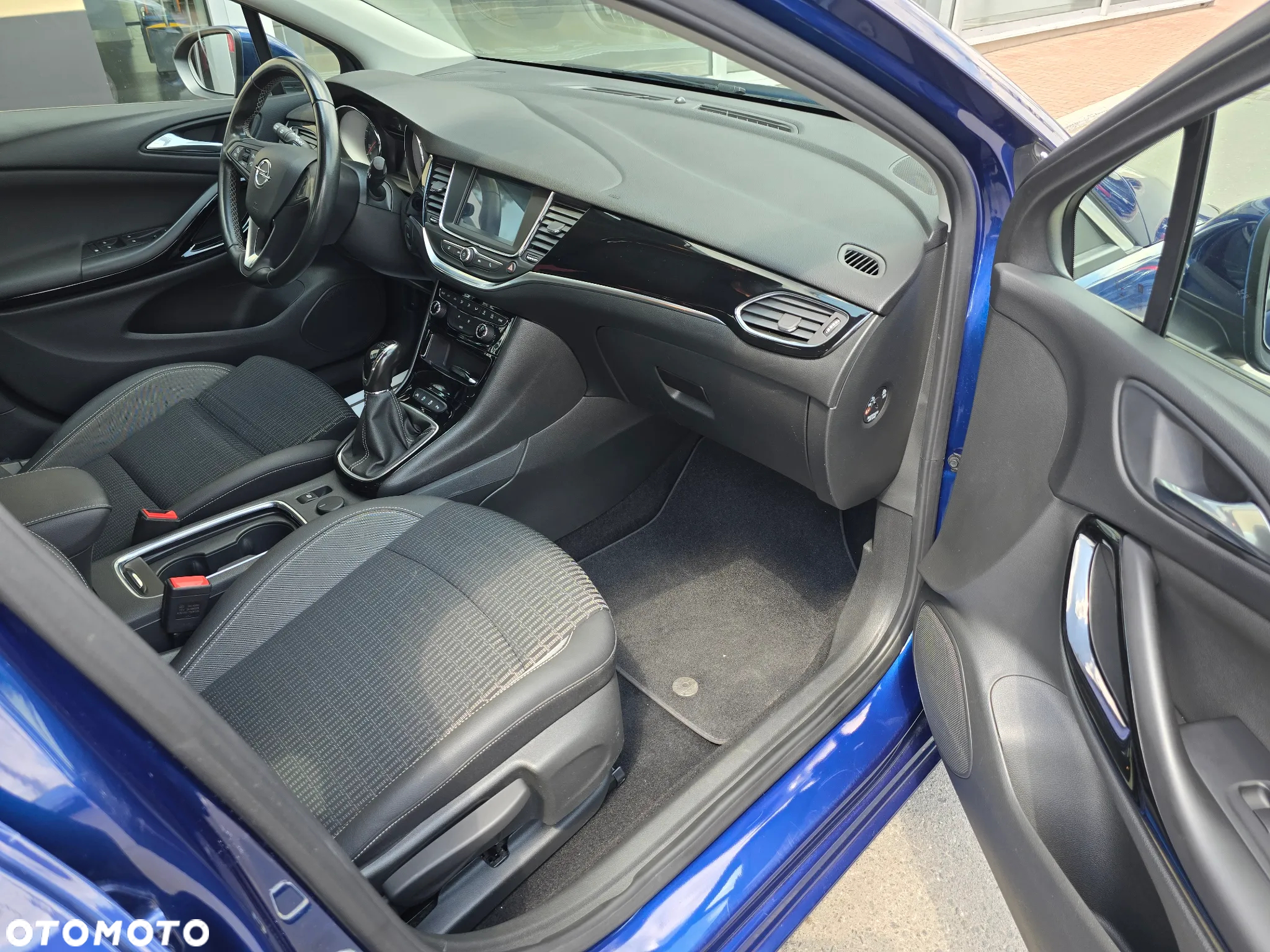 Opel Astra 1.5 D Start/Stop Sports Tourer Business Edition - 11