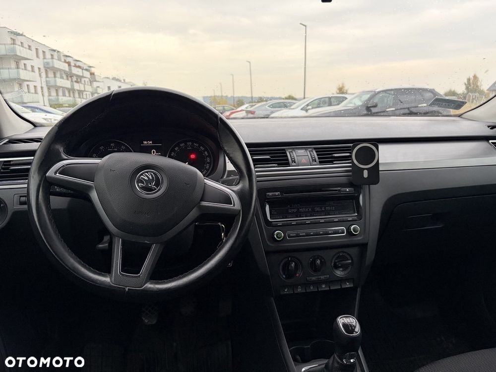 Skoda RAPID 1.2 TSI Active Max - 8