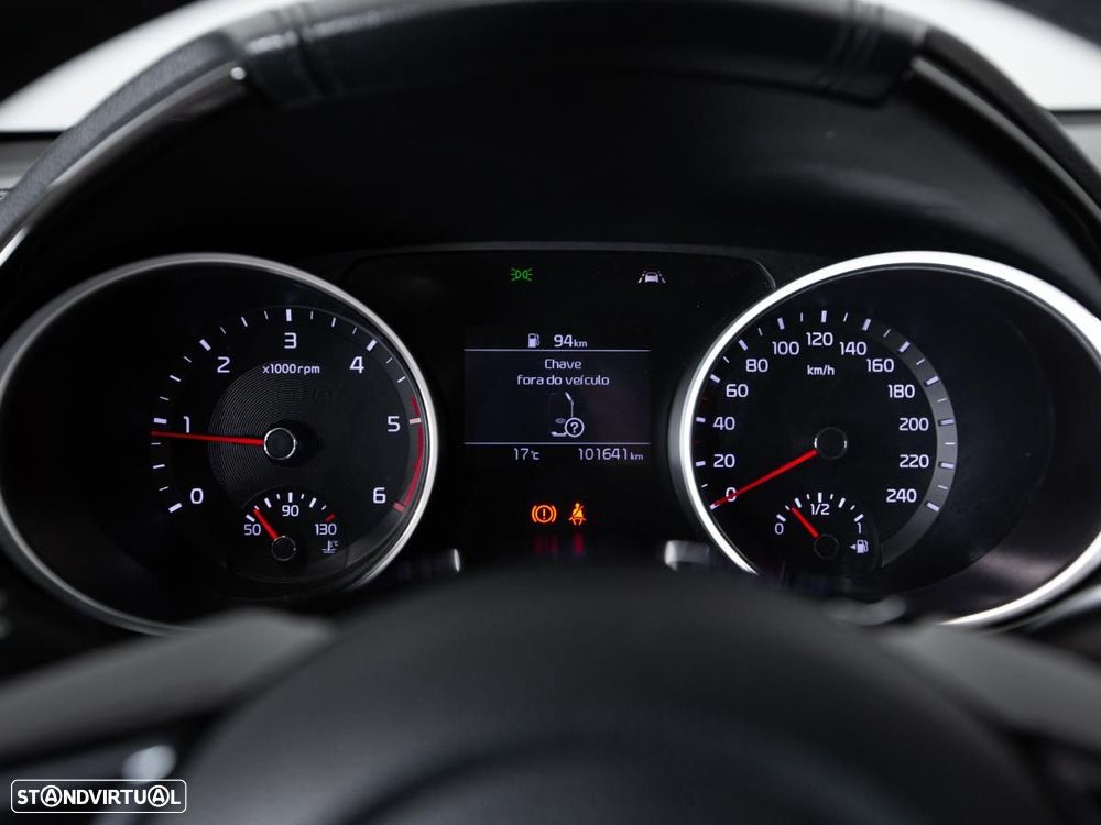 Kia Ceed - 13