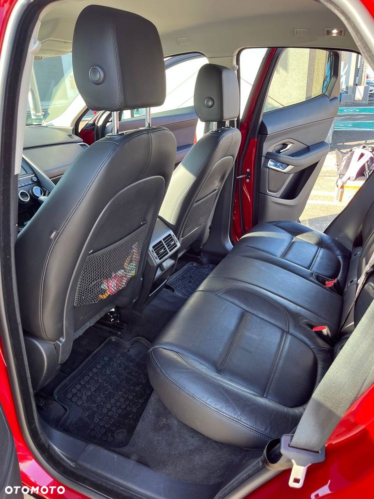 Jaguar E-Pace 2.0 i4P AWD R-Dynamic - 12