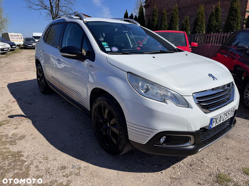 Peugeot 2008 1.2 Pure Tech Allure S&S - 14