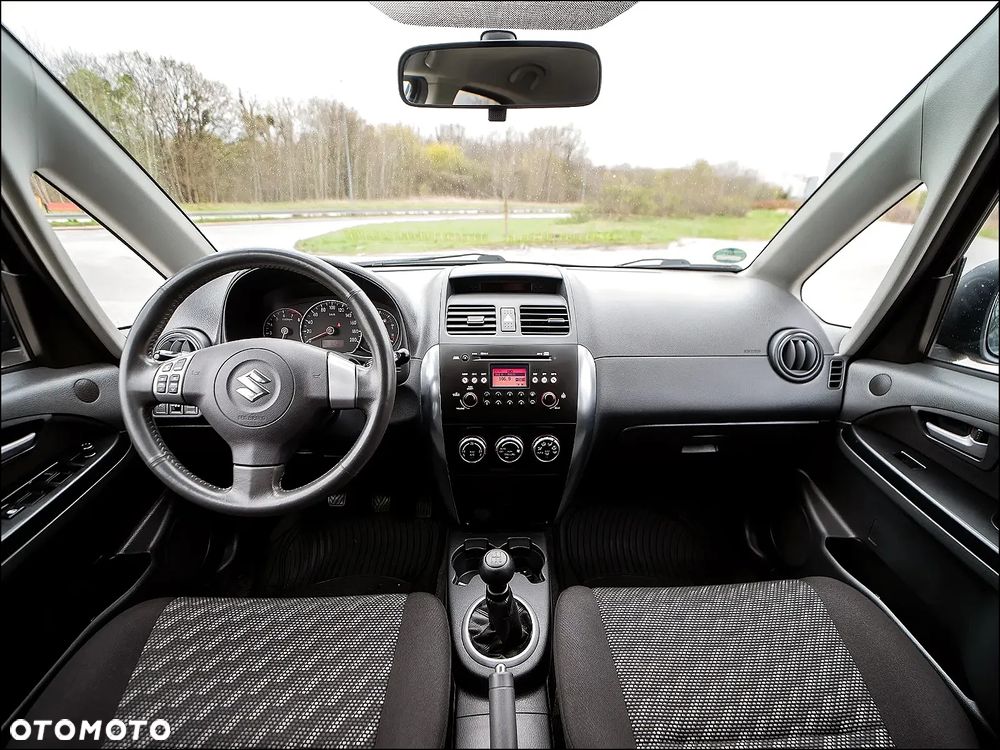 Suzuki SX4 - 7