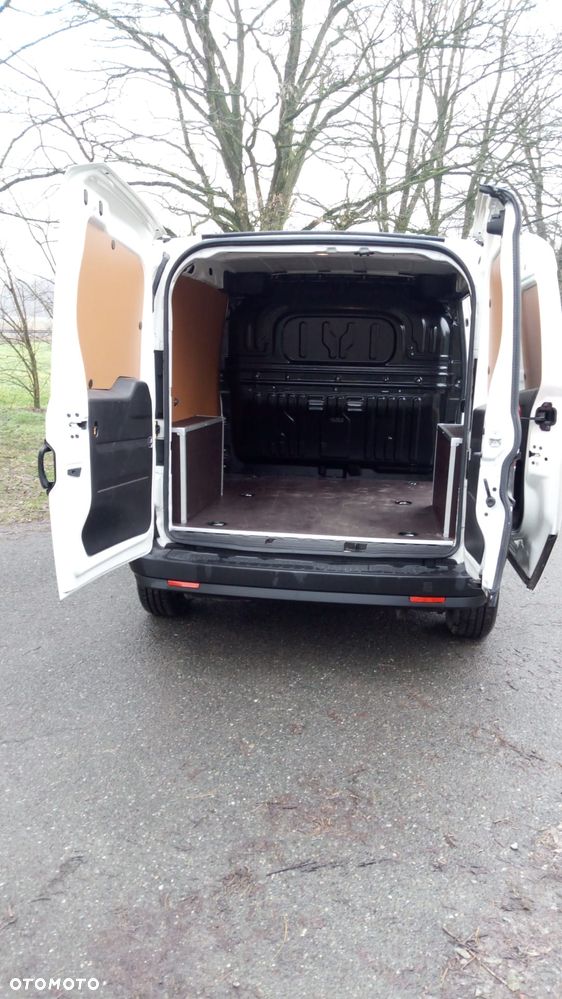 Fiat Doblo Dynamic - 13