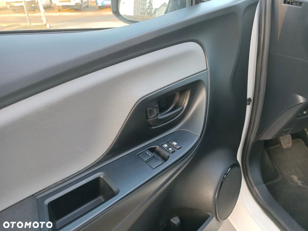 Toyota Yaris 1.0 Active - 19