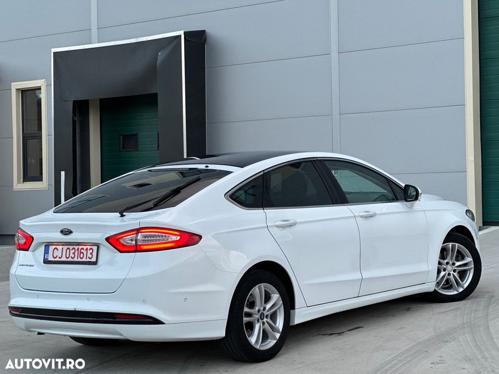 Ford Mondeo 2.0 TDCI PowerShift Business - 6