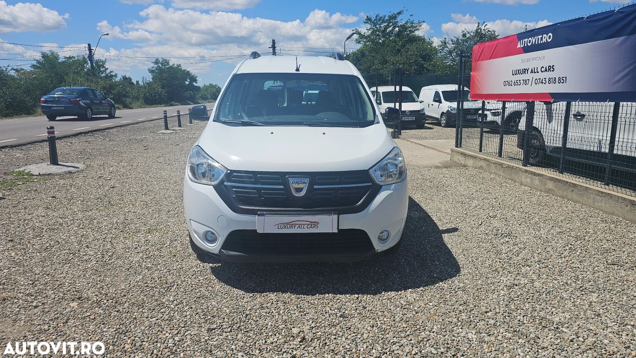 Dacia Dokker 1.5 Blue dCi Laureate - 1