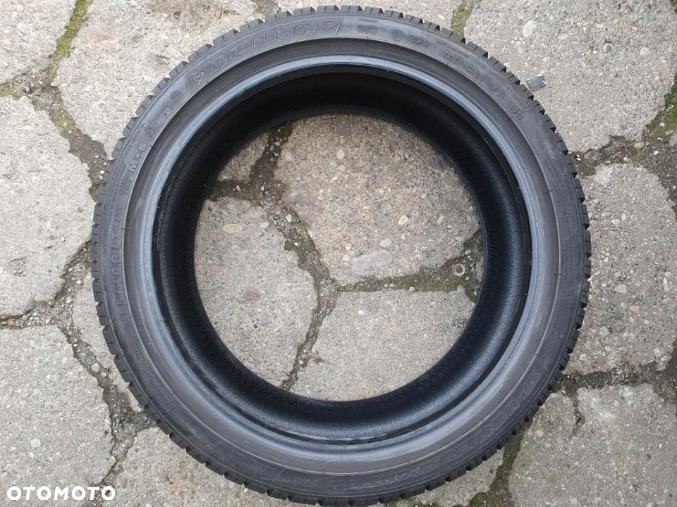 215/40R17 Dunlop Sp Winter Sport 3D XL zima 5,9mm - 7