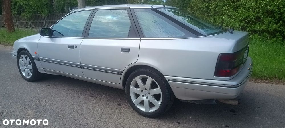Ford Scorpio 2.0 CL - 11