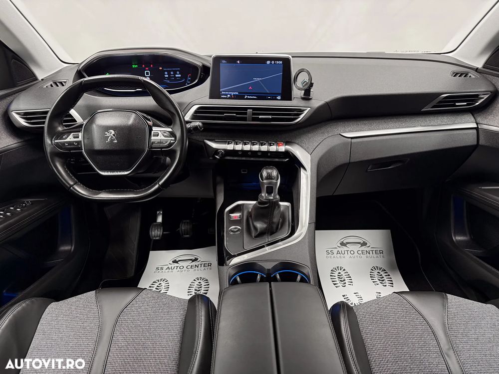 Peugeot 3008 1.2 PureTech S&S BVM6 Allure - 5