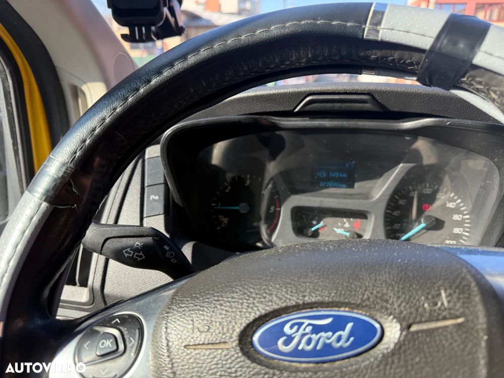 Ford Transit - 9