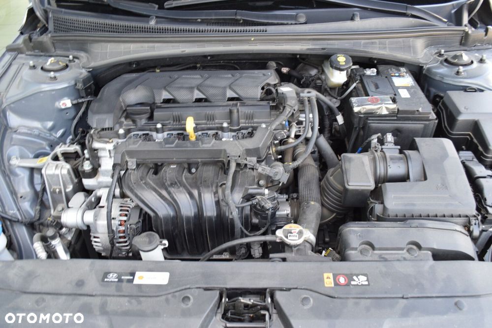 Hyundai Elantra 1.6 Smart - 37