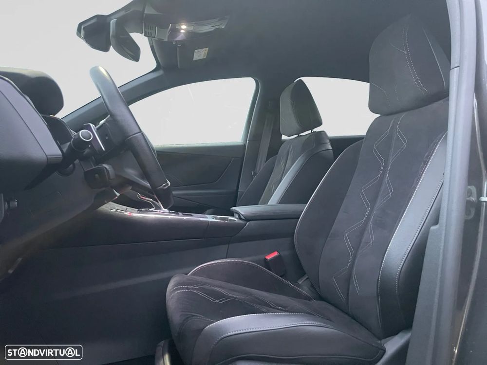 DS DS7 E-Tense Performance Line EAT8 - 10