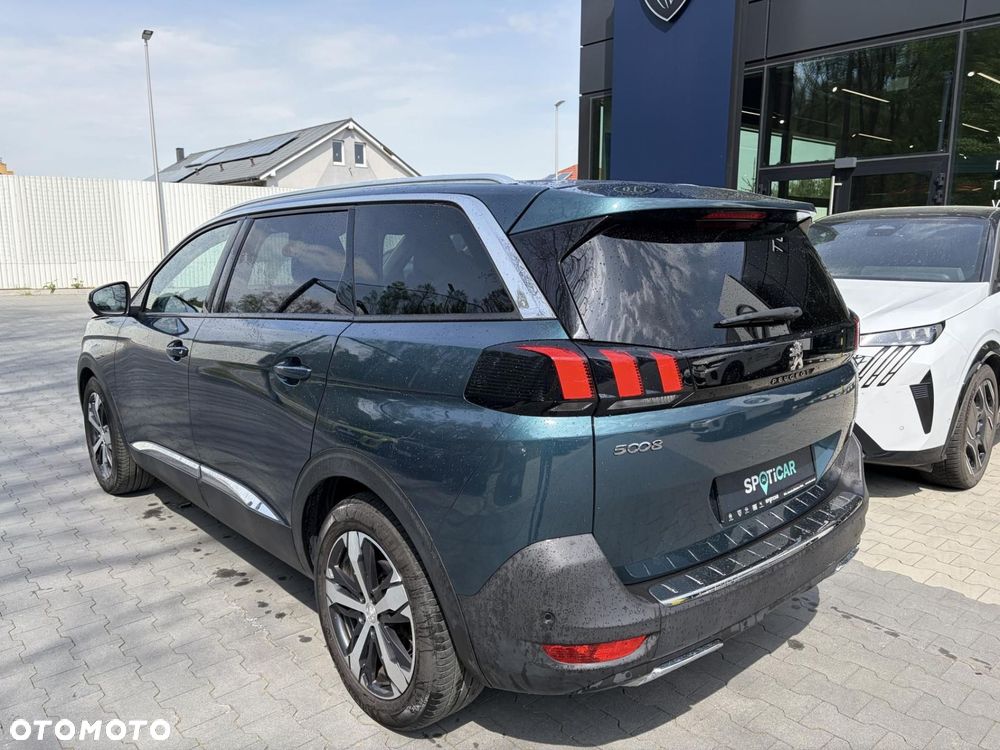 Peugeot 5008 - 4