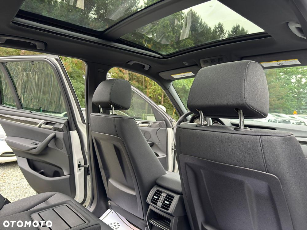 BMW X3 xDrive28i - 22