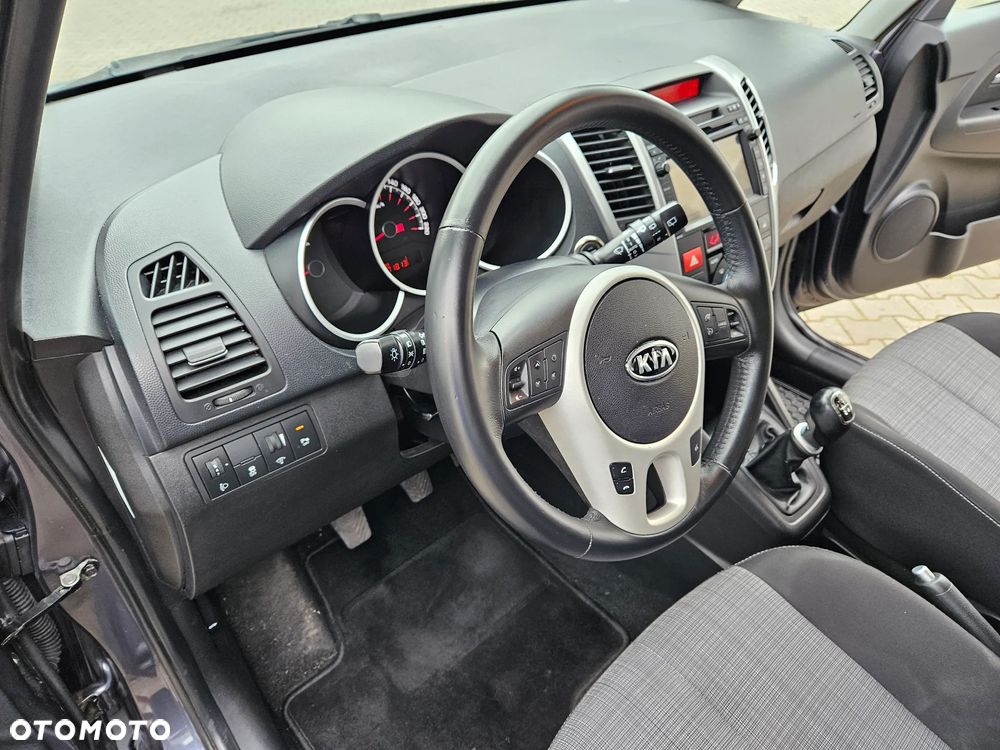 Kia Venga 1.6 CVVT ISG Spirit - 18