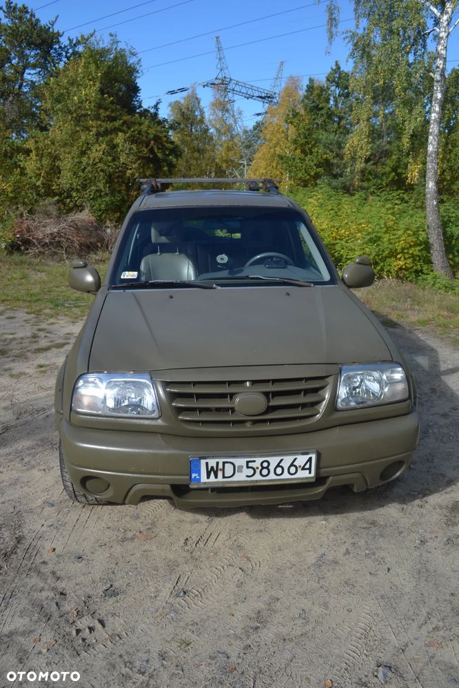 Suzuki Grand Vitara 2002 photo 2