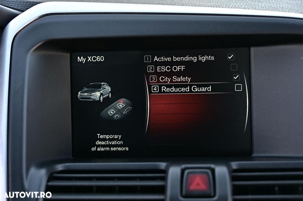 Volvo XC 60 D4 Geartronic Summum - 36