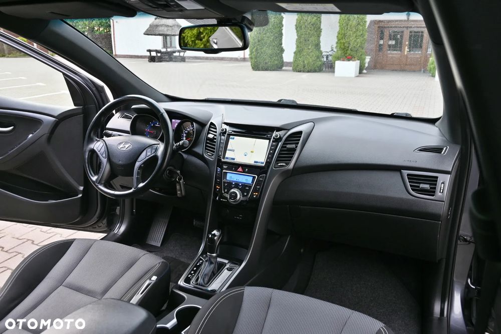 Hyundai i30 1.6 CRDI DCT Passion Plus - 26