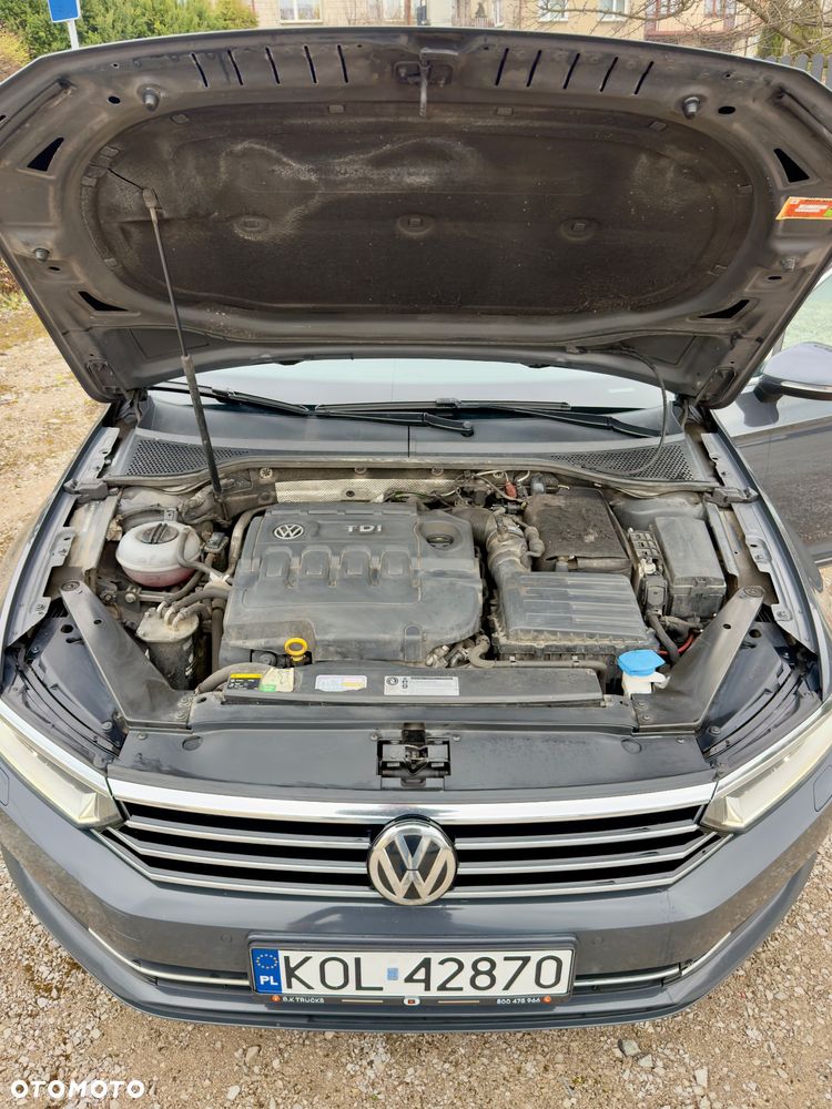 Volkswagen Passat - 19