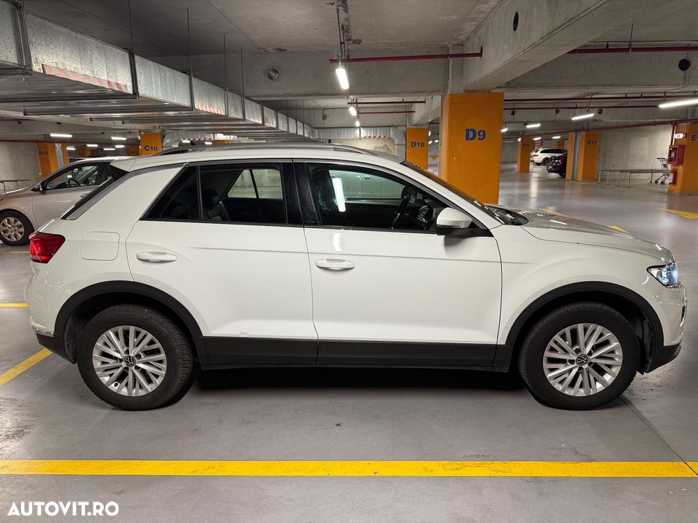 Volkswagen T-ROC 1.5 TSI DSG Style - 24