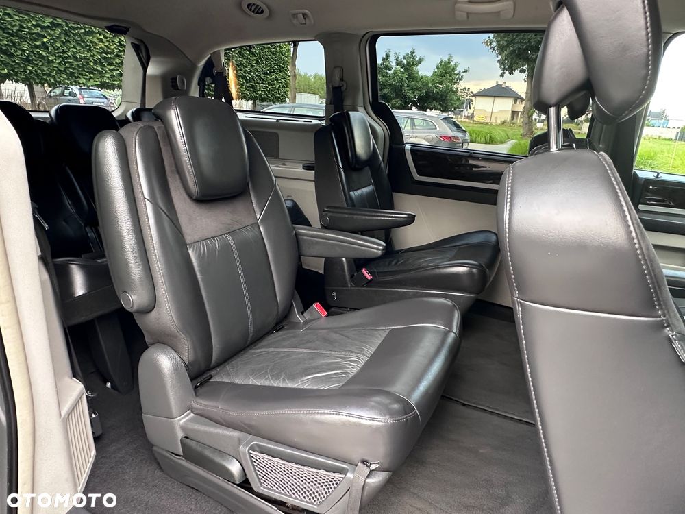 Chrysler Grand Voyager 2.8 CRD Automatik Limited - 21
