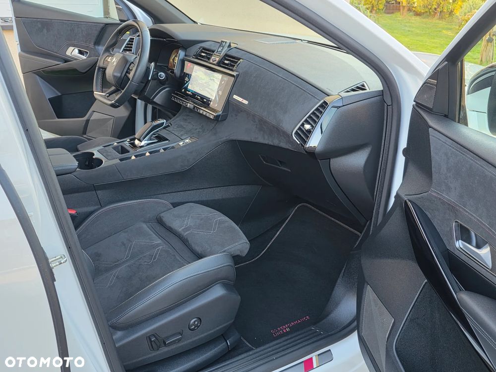 DS Automobiles DS 7 Crossback 1.6 E-Tense Performance Line + - 30