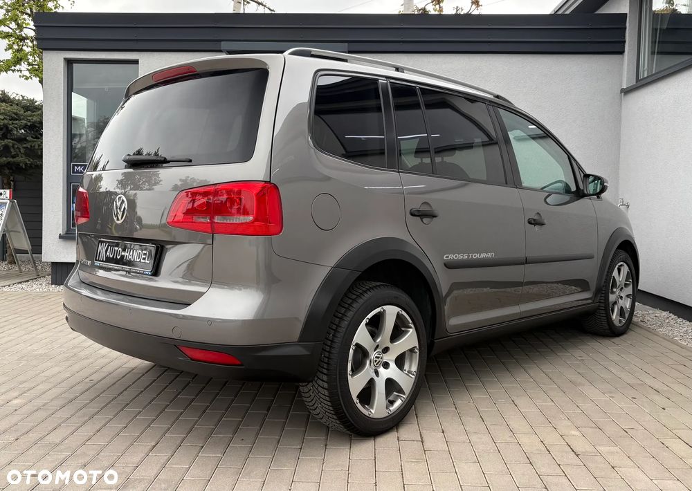 Volkswagen Touran 1.6 TDI DPF Cross - 6