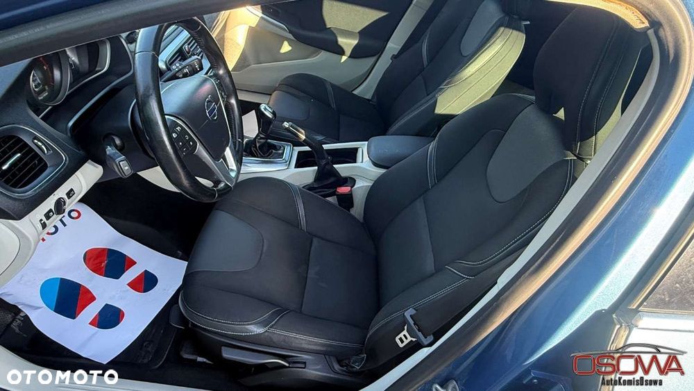 Volvo V40 - 14