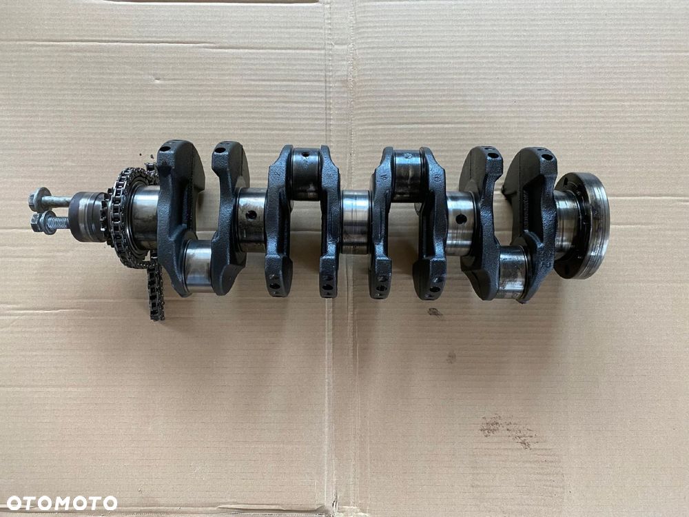 BK2Q6303AA WAŁ KORBOWY 2.2 TDCI HDI FORD EURO 5 - 1