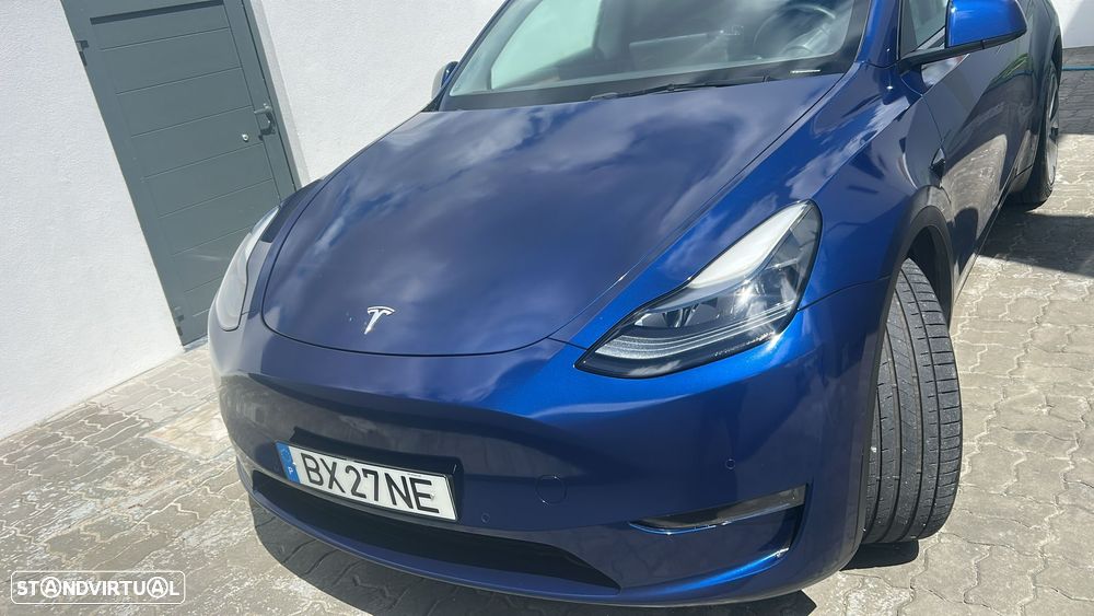 Tesla Model Y - 9