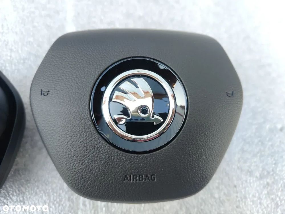 SKODA OCTAVIA IV SCALA   KAROQ KAMIQ ENYAQ SUPERB IV FABIA IV AIRBAG KIEROWCY 57A880201D 2019-2023 - 1
