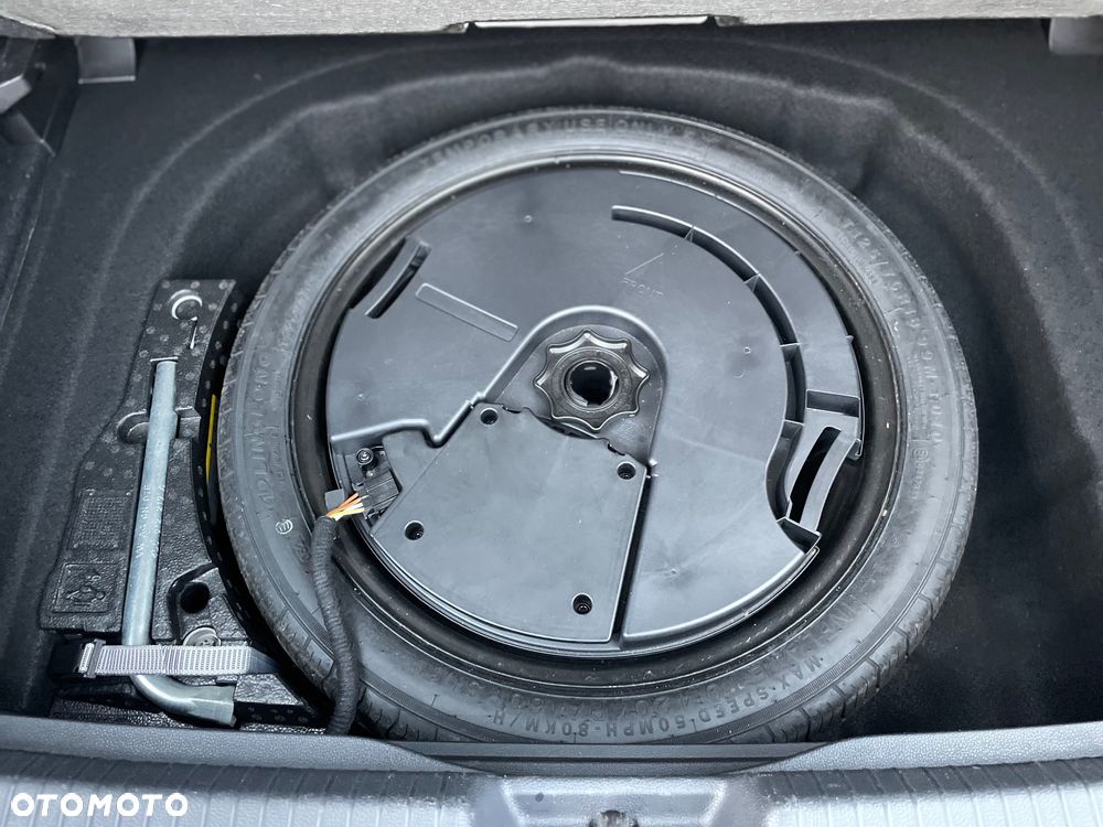 Volkswagen Golf 1.5 TSI EVO Style - 39