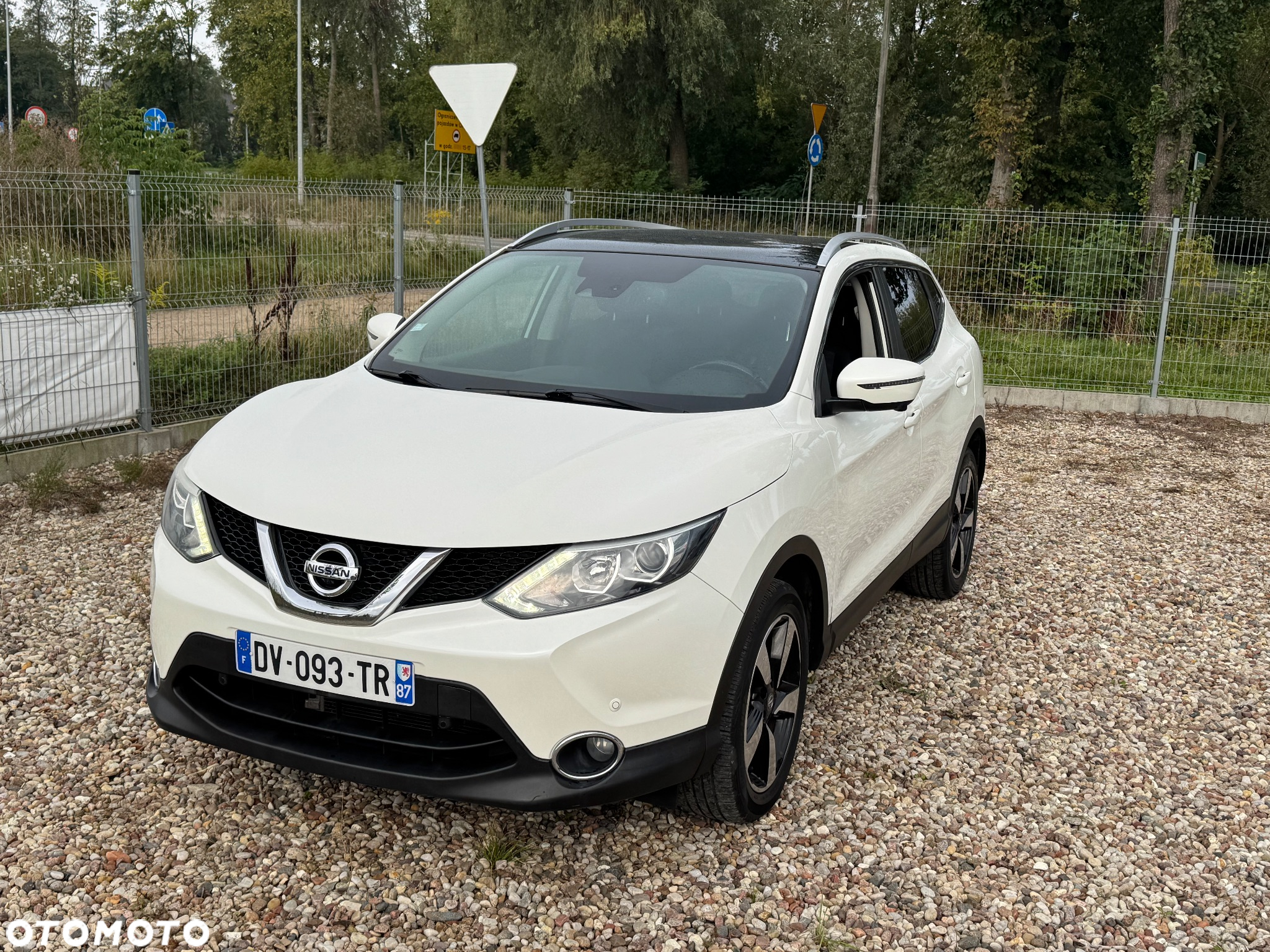 Nissan Qashqai 1.2 DIG-T Tekna - 2