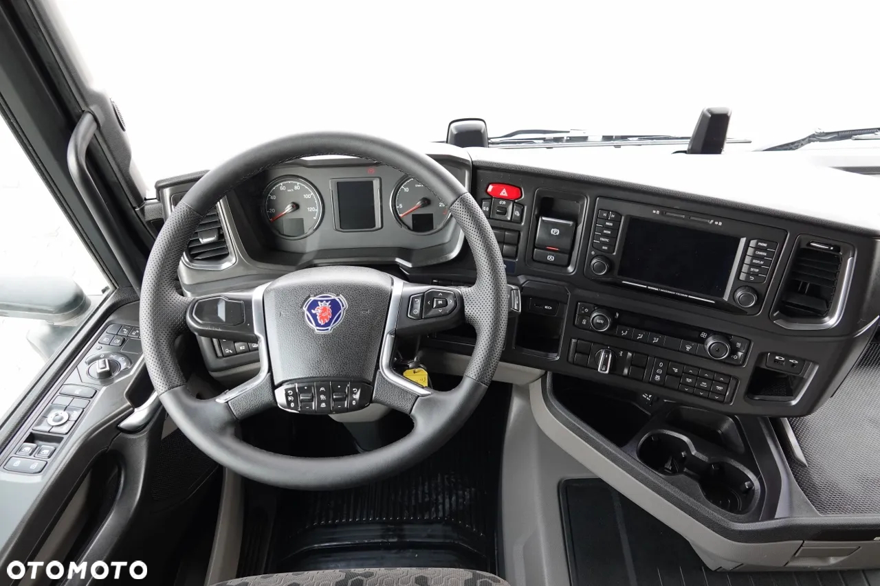 Scania R 450 / RETARDER / HYDRAULIKA / KLIMA POSTOJOWA / HYDRAULIKA / NISKA KABINA / OPONY 100% / PO KONTRAKCIE SERWISOWYM - 27